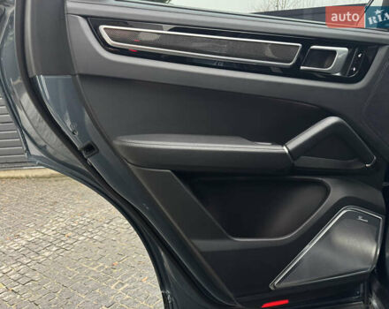 Синий Порше Каен, объемом двигателя 2.89 л и пробегом 104 тыс. км за 62000 $, фото 14 на Automoto.ua