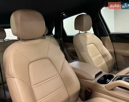 Синий Порше Каен, объемом двигателя 3 л и пробегом 78 тыс. км за 52314 $, фото 48 на Automoto.ua