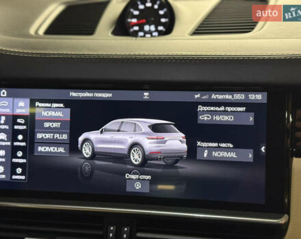 Синий Порше Каен, объемом двигателя 2.9 л и пробегом 73 тыс. км за 62000 $, фото 18 на Automoto.ua