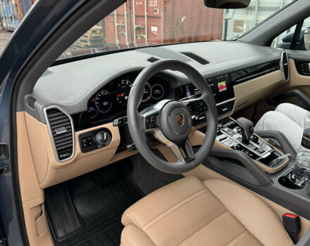 Синий Порше Каен, объемом двигателя 3 л и пробегом 69 тыс. км за 62500 $, фото 7 на Automoto.ua