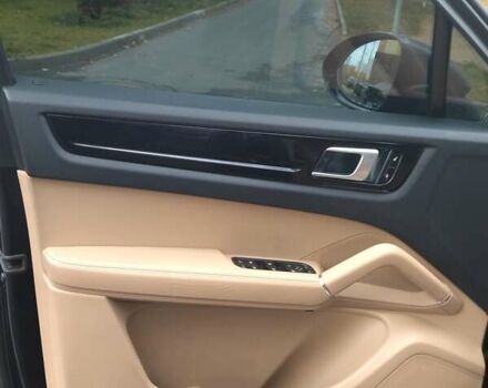 Синий Порше Каен, объемом двигателя 3 л и пробегом 170 тыс. км за 38500 $, фото 19 на Automoto.ua