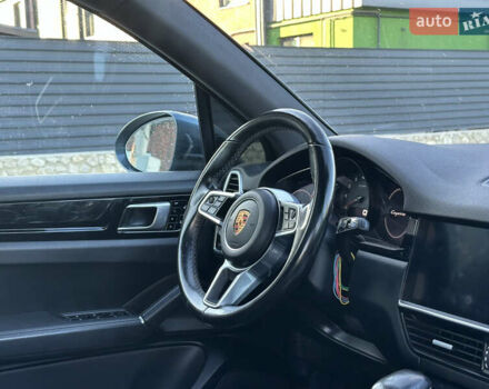Синій Порше Cayenne, об'ємом двигуна 3 л та пробігом 330 тис. км за 36999 $, фото 10 на Automoto.ua