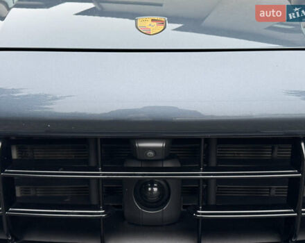 Синий Порше Каен, объемом двигателя 2.89 л и пробегом 104 тыс. км за 62000 $, фото 5 на Automoto.ua