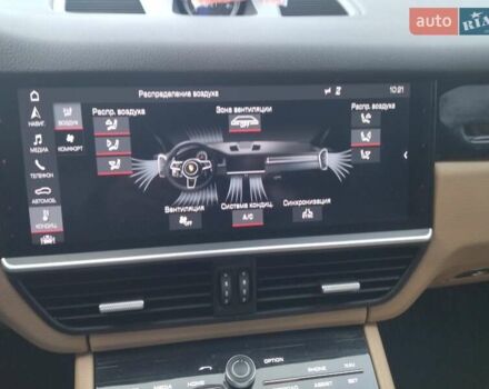 Синий Порше Каен, объемом двигателя 3 л и пробегом 170 тыс. км за 38500 $, фото 3 на Automoto.ua