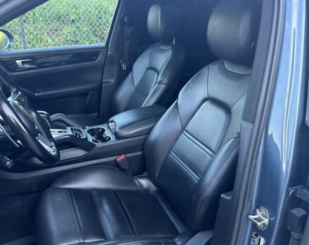 Синій Порше Cayenne, об'ємом двигуна 3 л та пробігом 330 тис. км за 36999 $, фото 12 на Automoto.ua