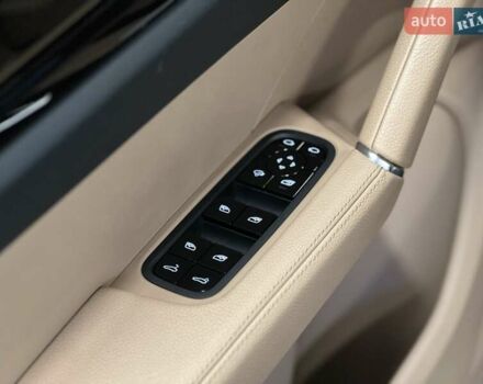 Синий Порше Каен, объемом двигателя 3 л и пробегом 78 тыс. км за 52314 $, фото 35 на Automoto.ua