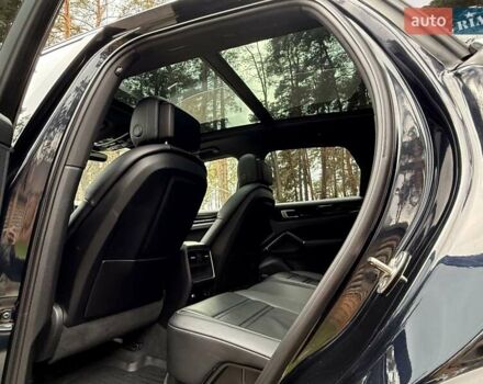 Порше Каен 2018 в Киеве на Automoto.ua Синий Порше Каен, объемом двигателя 3 л и пробегом 55 тыс. км за 53000 $, фото 33 на Automoto.ua