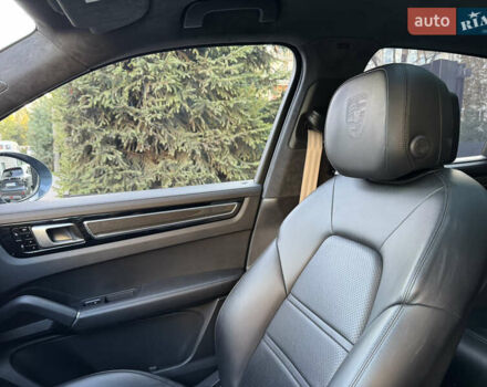 Синій Порше Cayenne, об'ємом двигуна 2.89 л та пробігом 104 тис. км за 65000 $, фото 15 на Automoto.ua