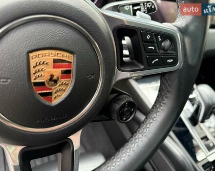 Порше Каен 2018 в Киеве на Automoto.ua Синий Порше Каен, объемом двигателя 3 л и пробегом 55 тыс. км за 53000 $, фото 25 на Automoto.ua