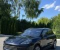 Синий Порше Каен, объемом двигателя 3 л и пробегом 165 тыс. км за 37000 $, фото 1 на Automoto.ua