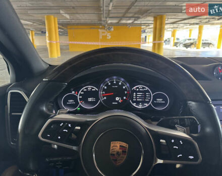 Порше Каен 2018 в Киеве на Automoto.ua Синий Порше Каен, объемом двигателя 3 л и пробегом 86 тыс. км за 51000 $, фото 16 на Automoto.ua