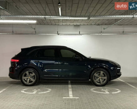 Синий Порше Каен, объемом двигателя 2.9 л и пробегом 73 тыс. км за 62000 $, фото 12 на Automoto.ua