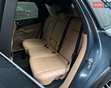 Синий Порше Каен, объемом двигателя 3 л и пробегом 137 тыс. км за 54000 $, фото 8 на Automoto.ua