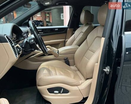 Синий Порше Каен, объемом двигателя 3 л и пробегом 174 тыс. км за 48990 $, фото 10 на Automoto.ua