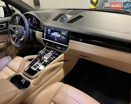 Синий Порше Каен, объемом двигателя 3 л и пробегом 78 тыс. км за 52314 $, фото 44 на Automoto.ua