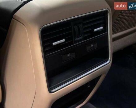 Синий Порше Каен, объемом двигателя 3 л и пробегом 81 тыс. км за 53900 $, фото 44 на Automoto.ua