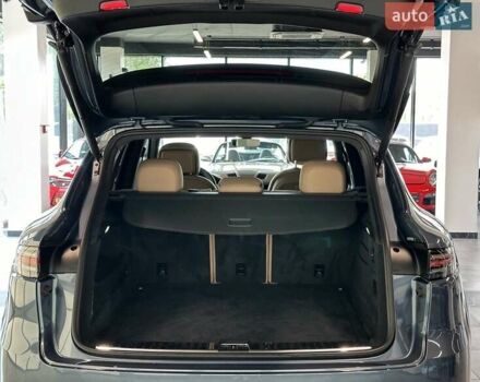 Синий Порше Каен, объемом двигателя 3 л и пробегом 81 тыс. км за 53900 $, фото 12 на Automoto.ua