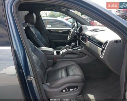 Синій Порше Cayenne, об'ємом двигуна 3 л та пробігом 150 тис. км за 20000 $, фото 6 на Automoto.ua