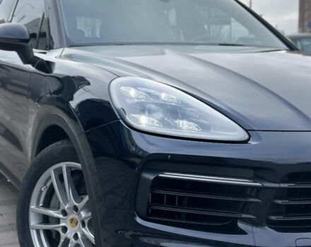 Синий Порше Каен, объемом двигателя 2.89 л и пробегом 63 тыс. км за 66500 $, фото 1 на Automoto.ua