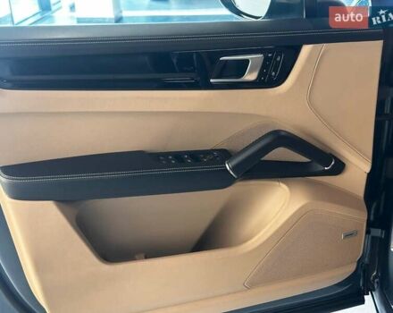 Синий Порше Каен, объемом двигателя 3 л и пробегом 81 тыс. км за 53900 $, фото 24 на Automoto.ua