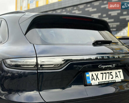 Синий Порше Каен, объемом двигателя 2.89 л и пробегом 63 тыс. км за 66500 $, фото 5 на Automoto.ua