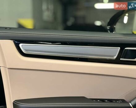 Синій Порше Cayenne, об'ємом двигуна 3 л та пробігом 45 тис. км за 78756 $, фото 33 на Automoto.ua