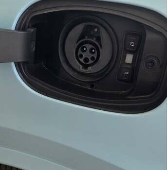 Синий Порше Каен, объемом двигателя 4 л и пробегом 51 тыс. км за 150000 $, фото 21 на Automoto.ua