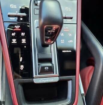 Синий Порше Каен, объемом двигателя 4 л и пробегом 51 тыс. км за 150000 $, фото 13 на Automoto.ua