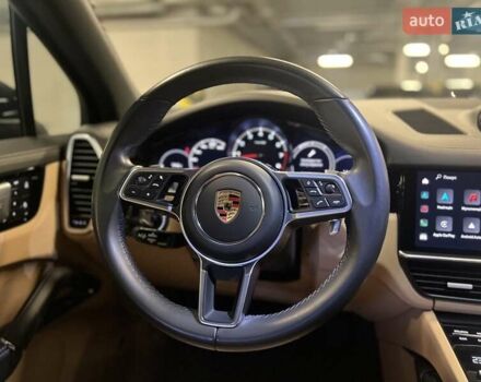 Синій Порше Cayenne, об'ємом двигуна 3 л та пробігом 45 тис. км за 78756 $, фото 38 на Automoto.ua