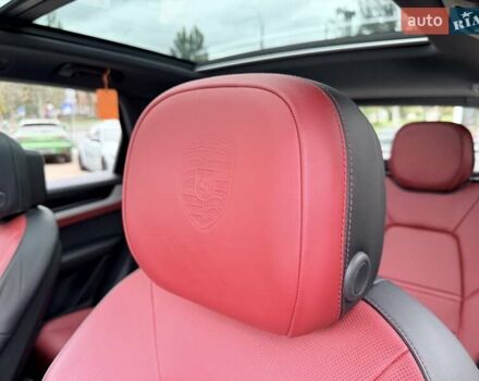 Порше Каен 2023 в Киеве на Automoto.ua Синий Порше Каен, объемом двигателя 3 л и пробегом 18 тыс. км за 99999 $, фото 40 на Automoto.ua