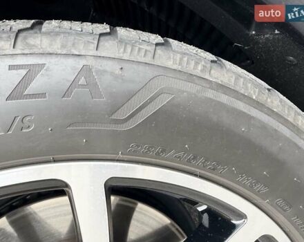 Порше Каен 2023 в Киеве на Automoto.ua Синий Порше Каен, объемом двигателя 3 л и пробегом 18 тыс. км за 99999 $, фото 41 на Automoto.ua