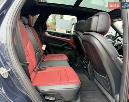 Порше Каен 2023 в Киеве на Automoto.ua Синий Порше Каен, объемом двигателя 3 л и пробегом 18 тыс. км за 99999 $, фото 17 на Automoto.ua