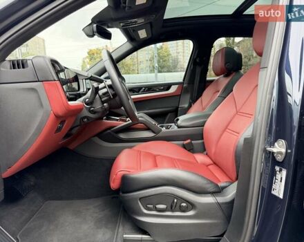 Порше Каен 2023 в Киеве на Automoto.ua Синий Порше Каен, объемом двигателя 3 л и пробегом 18 тыс. км за 99999 $, фото 23 на Automoto.ua