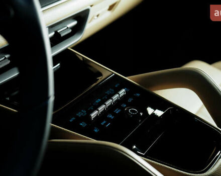 Синий Порше Каен, объемом двигателя 3 л и пробегом 5 тыс. км за 117000 $, фото 16 на Automoto.ua