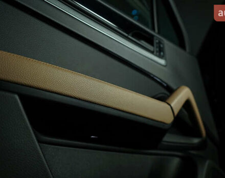 Синий Порше Каен, объемом двигателя 3 л и пробегом 5 тыс. км за 117000 $, фото 21 на Automoto.ua