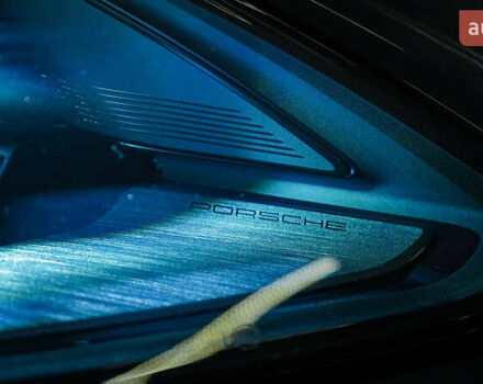 Синий Порше Каен, объемом двигателя 3 л и пробегом 5 тыс. км за 117000 $, фото 7 на Automoto.ua