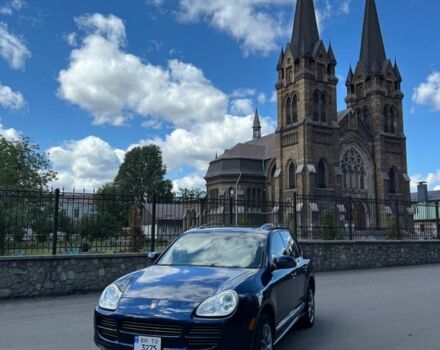 Синій Порше Cayenne, об'ємом двигуна 4.5 л та пробігом 250 тис. км за 6500 $, фото 1 на Automoto.ua