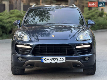 Порше Каен 2012 в Новомосковске на Automoto.ua Синий Порше Каен, объемом двигателя 3.6 л и пробегом 130 тыс. км за 21700 $, фото 1 на Automoto.ua