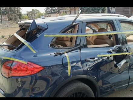 Синій Порше Cayenne, об'ємом двигуна 3.6 л та пробігом 350 тис. км за 10000 $, фото 1 на Automoto.ua