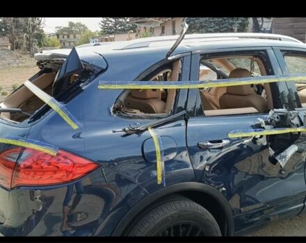 Синій Порше Cayenne, об'ємом двигуна 3.6 л та пробігом 350 тис. км за 10000 $, фото 1 на Automoto.ua