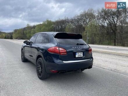 Синий Порше Каен, объемом двигателя 2.97 л и пробегом 330 тыс. км за 19000 $, фото 1 на Automoto.ua