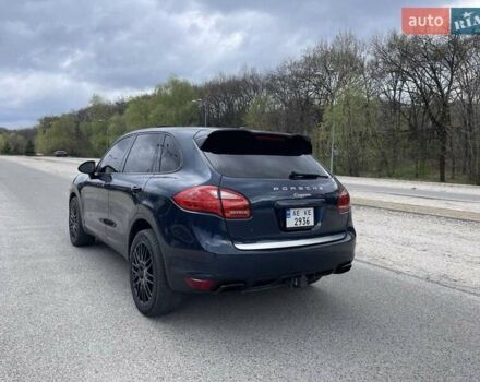 Синий Порше Каен, объемом двигателя 2.97 л и пробегом 330 тыс. км за 19000 $, фото 1 на Automoto.ua