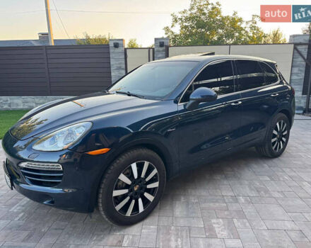 Синій Порше Cayenne, об'ємом двигуна 3 л та пробігом 202 тис. км за 22000 $, фото 1 на Automoto.ua