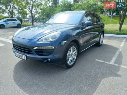 Порше Каен 2013 в Киеве на Automoto.ua Синий Порше Каен, объемом двигателя 4.81 л и пробегом 285 тыс. км за 14999 $, фото 1 на Automoto.ua