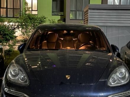 Синій Порше Cayenne, об'ємом двигуна 3 л та пробігом 330 тис. км за 19800 $, фото 1 на Automoto.ua