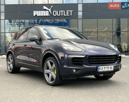 Синій Порше Cayenne, об'ємом двигуна 3 л та пробігом 116 тис. км за 33990 $, фото 1 на Automoto.ua