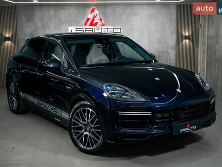 Синій Порше Cayenne, об'ємом двигуна 4 л та пробігом 50 тис. км за 122000 $, фото 1 на Automoto.ua
