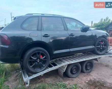 Зеленый Порше Каен, объемом двигателя 4.51 л и пробегом 140 тыс. км за 3000 $, фото 4 на Automoto.ua