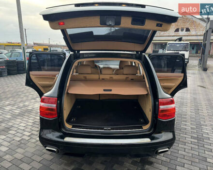 Зеленый Порше Каен, объемом двигателя 4.81 л и пробегом 190 тыс. км за 7900 $, фото 2 на Automoto.ua