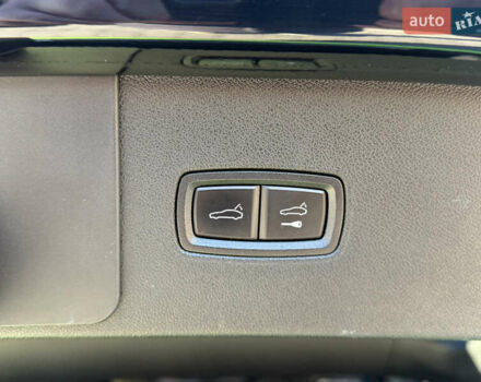 Зелений Порше Cayenne, об'ємом двигуна 3 л та пробігом 83 тис. км за 47700 $, фото 11 на Automoto.ua